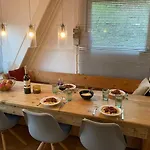 Vakantiehuisje In Het Bos Дюрбюи