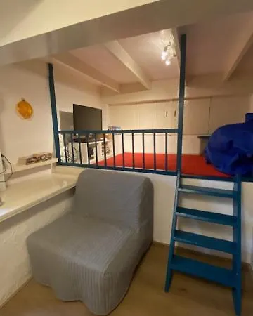 Chalet Vakantiehuisje In Het Bos